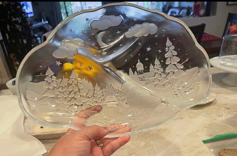 Winterland Crytal glass etched Holiday candy tray in box Christmas 12-1/2"